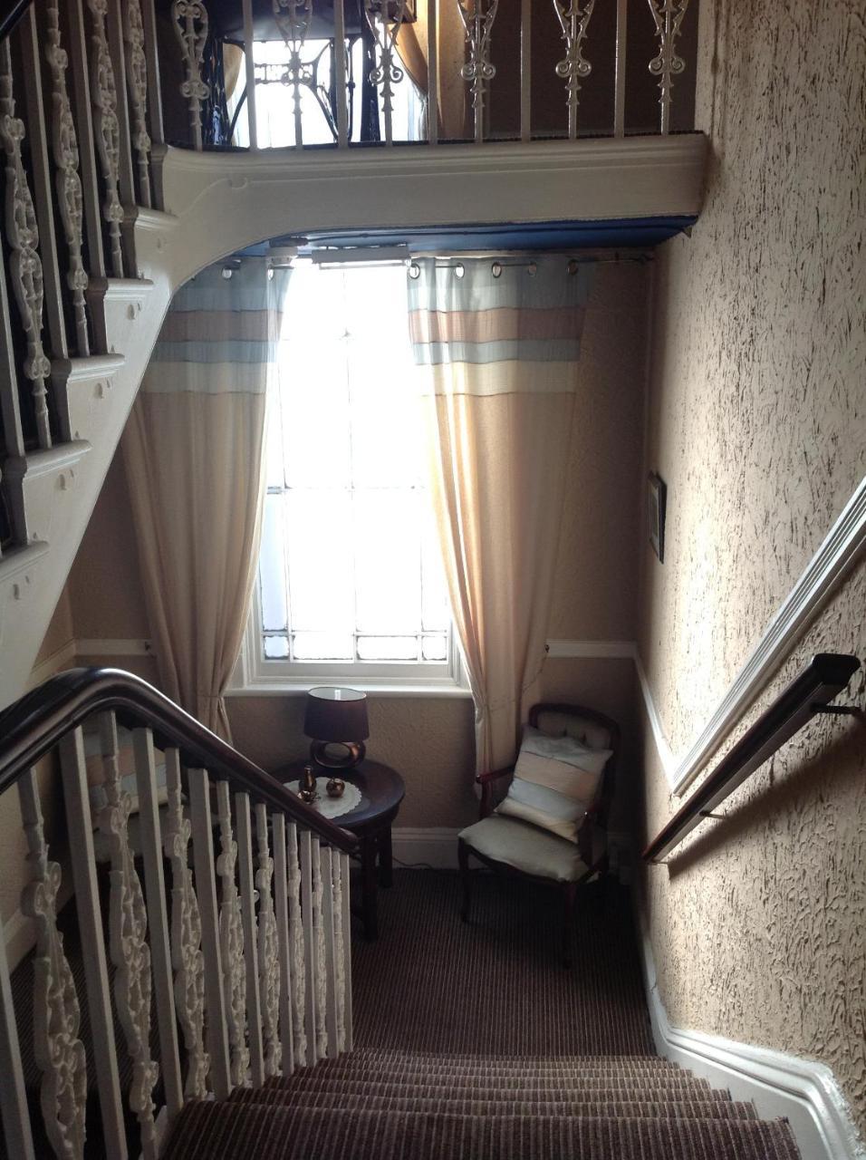 Balmoral Lodge Hotel Southport Exterior foto